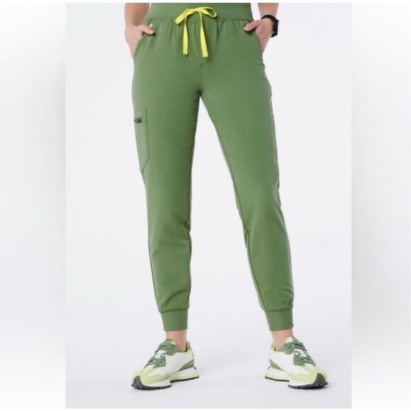 Figs Zamora jogger scrub bottoms in fern color size XL petite - Picture 1 of 5